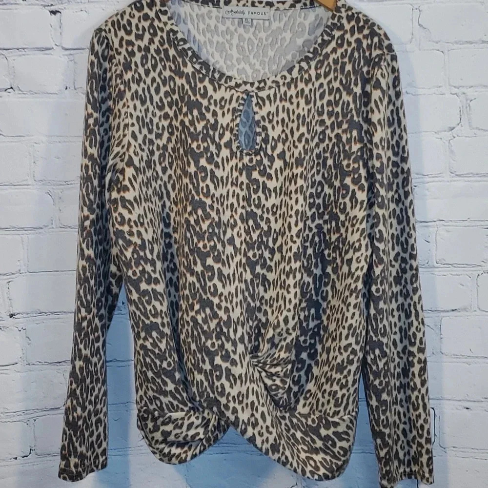 Absolutely Famous Leopard Print Keyhole Sweater Size XL with Bottom Knot